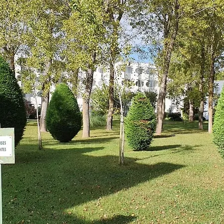 Apartament F3 60m2 Dans Residence, 2 Chambres, Garage *