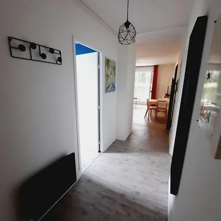 F3 60m2 Dans Residence, 2 Chambres, Garage 公寓